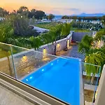 Odysseia Pool & Private Jacuzzi 2min Apartment Kremasti (Rhodes)
