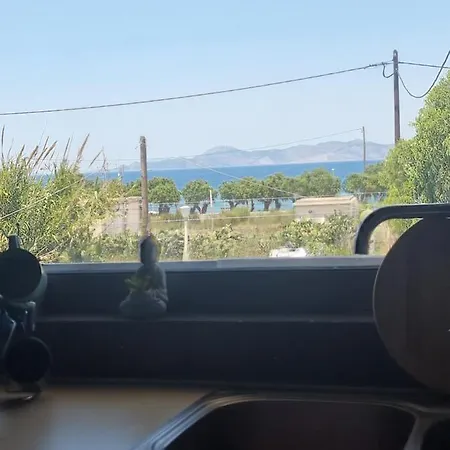 Odyssea Seaside With Sea View And Pool Apartmán