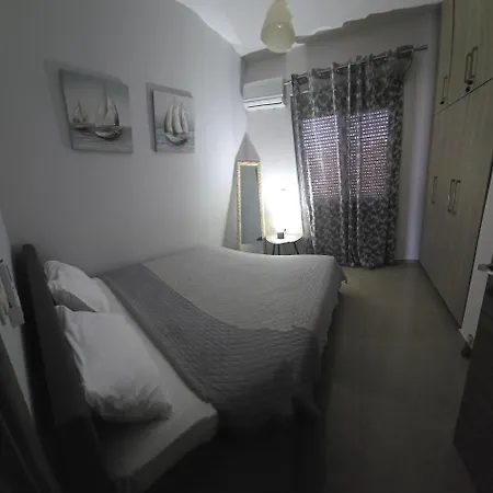 Odysseia Pool & Private Jacuzzi 2min Kremastí