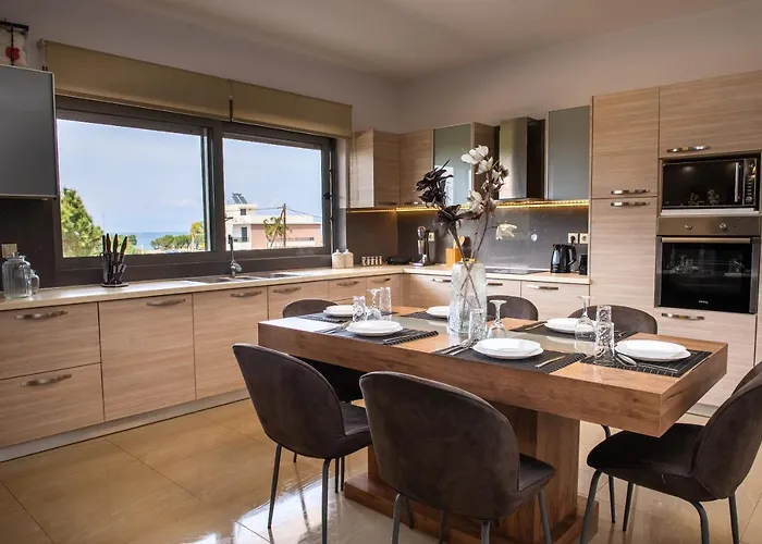 Odysseia Stay Pool & Private Jacuzzi 2Min Beach Apartament