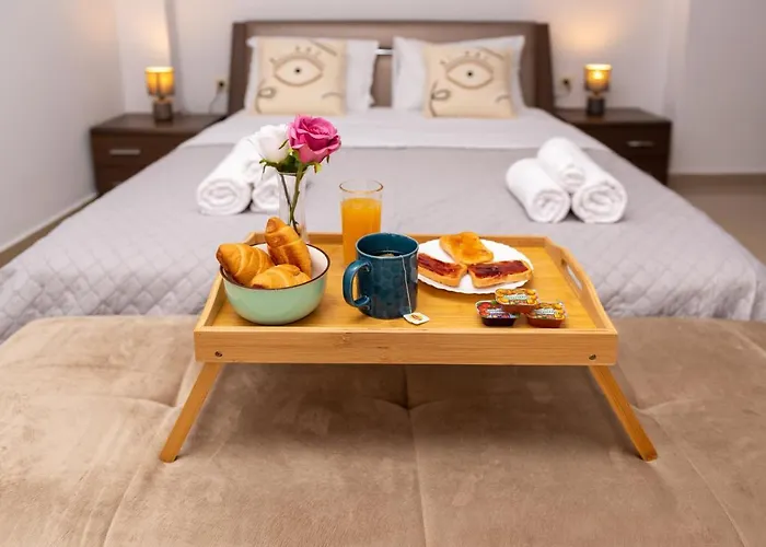 Апартаменты Odysseia Stay Pool & Private Jacuzzi 2Min Beach