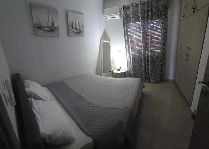 Odysseia Stay Pool & Private Jacuzzi 2Min Beach Kremastí