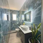 Odysseia Pool & Private Jacuzzi 2min Apartamento Kremastí
