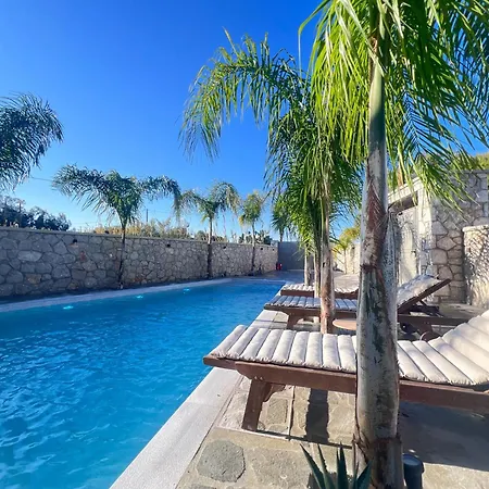 Odysseia Pool & Private Jacuzzi 2min *